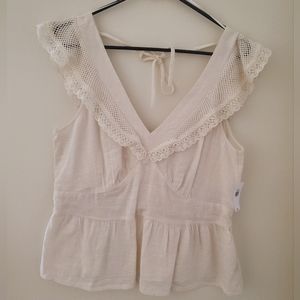Cream tank with lacy detailing. Old navy.